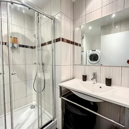 Xxl -10 Pers - 2 Pkg - 10 Mn Paris Apartment *